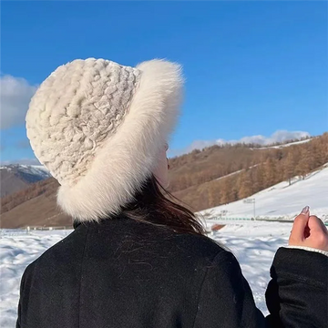 Women’s Winter Plush Bucket Hat – Stylish Warm Black Cap for Cold Weather